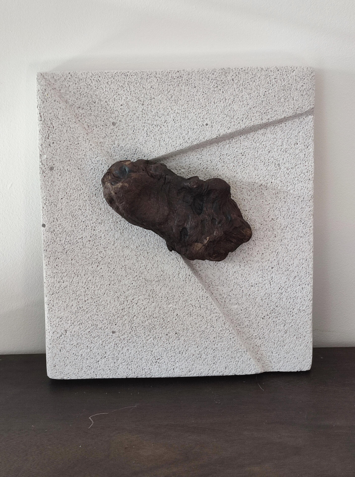 24 X 21 cm